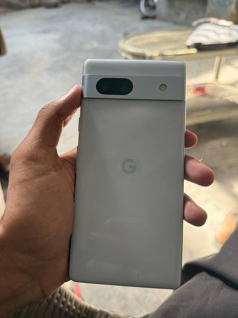 Google Pixel 7a 1