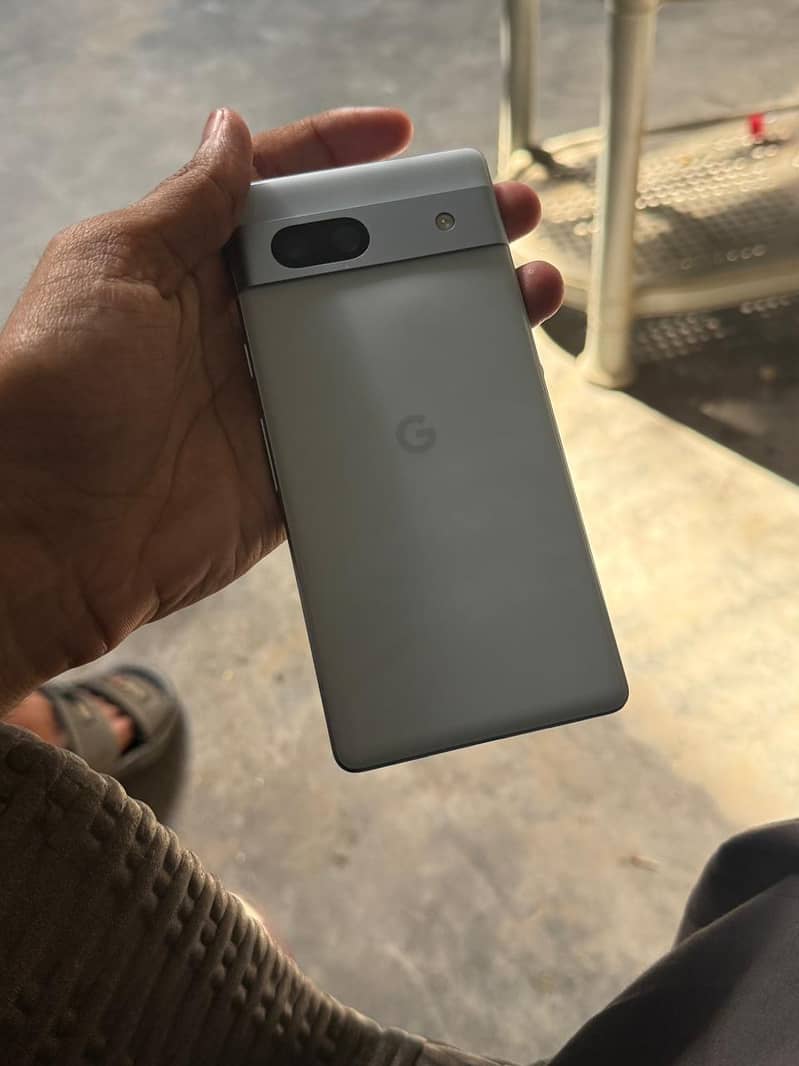 Google Pixel 7a 4