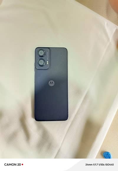 Motorola G35 5g non pta 8 gb ram 128 gb memory