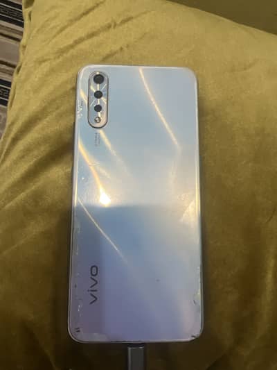 Vivo Y17