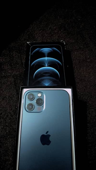 Apple iPhone 12 Pro 512 GB With Box