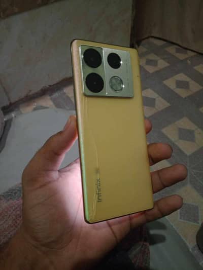 infinix note 40pro 5g 8gbram 256gbrom