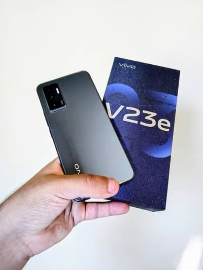 Vivo v23e (Excellent Condition)