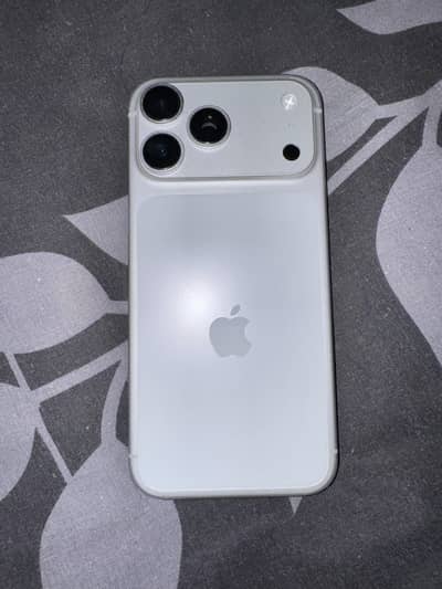 Apple iPhone 17 Pro Max jv
