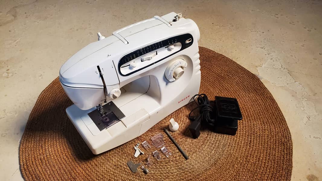 Singer 1