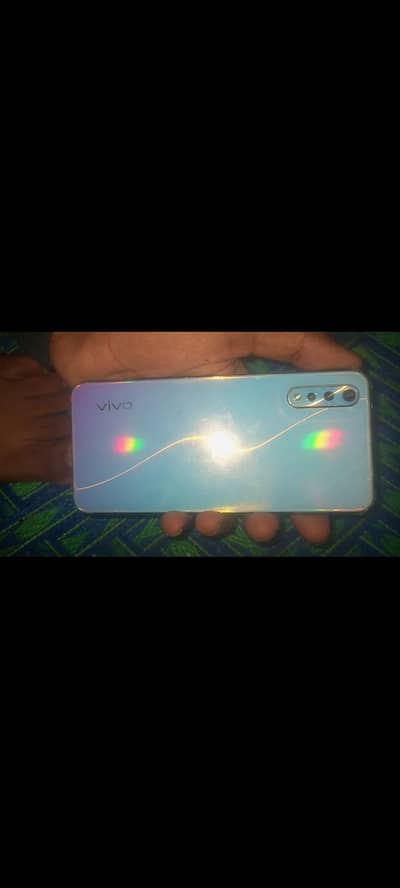 Vivo S1