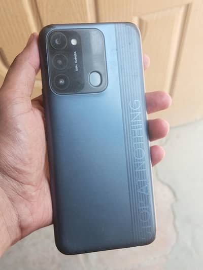 Tecno Spark 8C (3+3 64) with Box