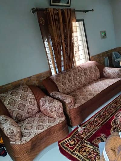 3seater one & 1 1 seater 2 sofas
