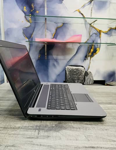 HP Zbook 17 G3 i5 6th gen hq processor 8gb ram 180gb ssd m2