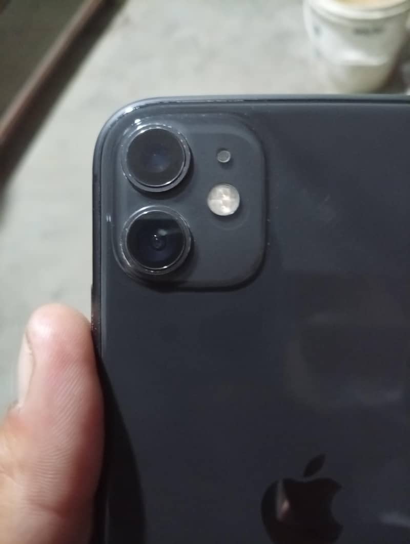 iPhone 11 6