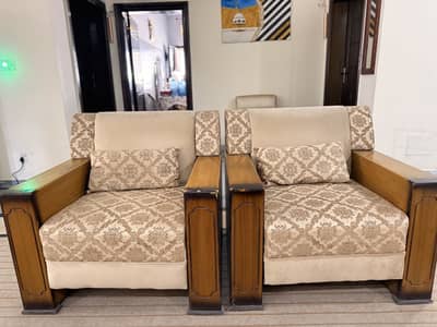 5 seater sofa set (3+1+1)