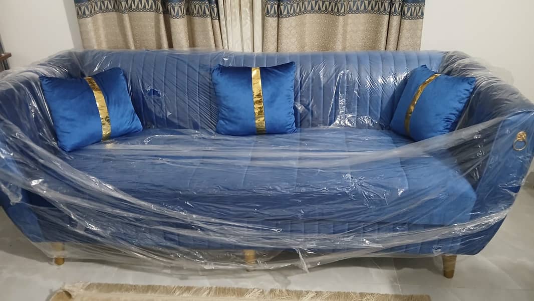 بالکل نیا صوفہ سیٹ برائے فروخت- 2