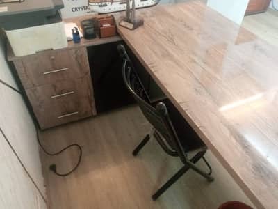 Executive tabel and Work station