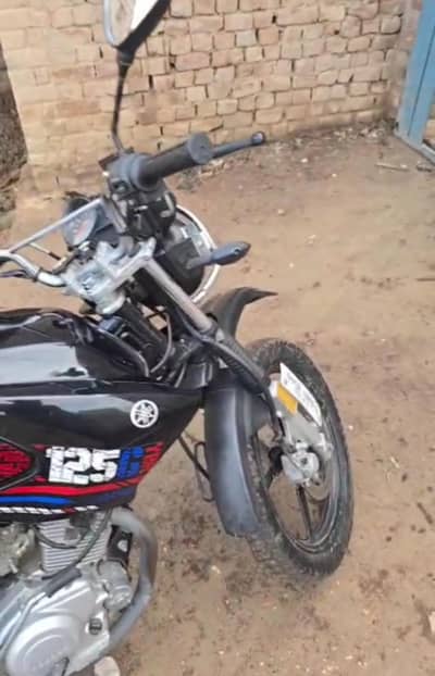 Yamaha ybr g 2022