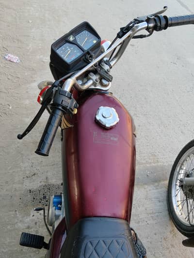 Honda 125 2017 03219599697