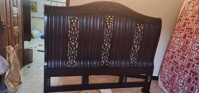 Original Chinioti Pure Sheesham Bridal Bed Set with Dressing & Cabinet