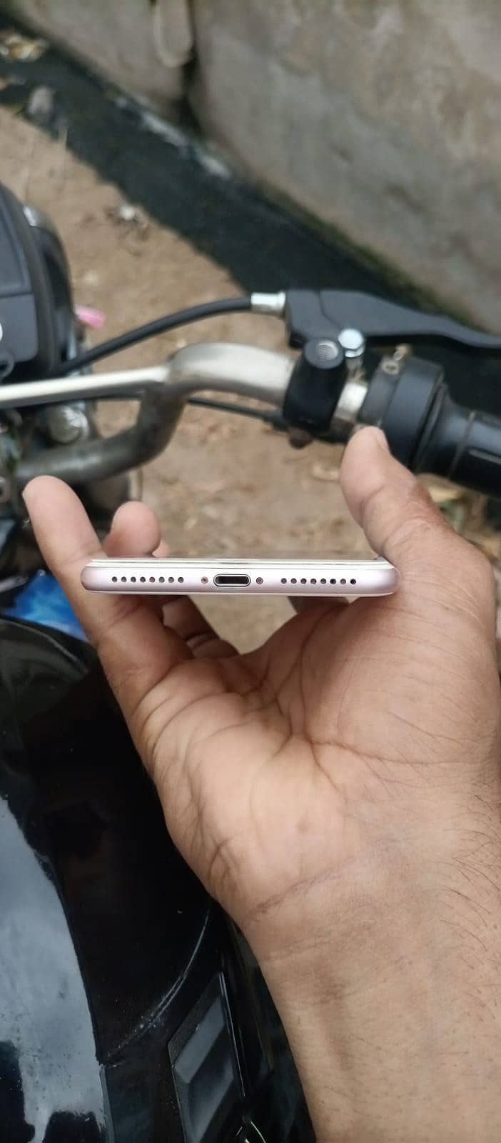 Apple iPhone 7 Plus 5