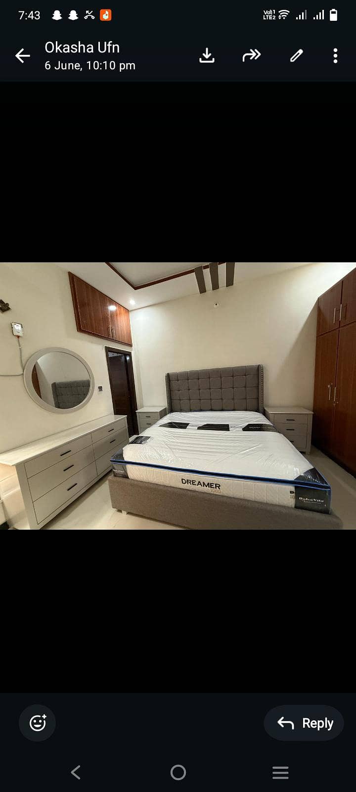 Double Bed with 2 side table and dressing table. . . 0