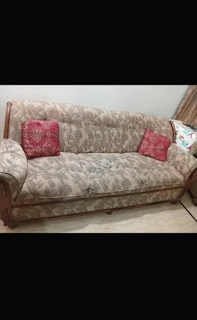 selling sofa set