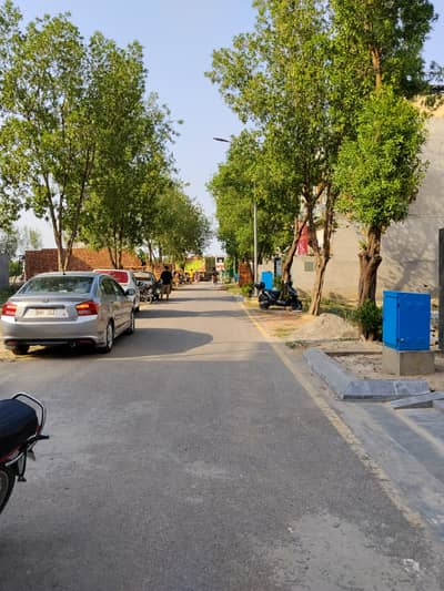 New Lahore City Phase 3 Premier Enclave 10 Marla Plot Prime Location On Ground Possession Plot For Sale In New Lahore City Near To Bahria Town Lahore