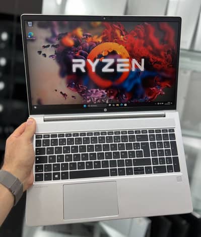 HP Probook 455 G8 Ryzen 3 5400U  8/256GB   512MB Dedicated Graphics