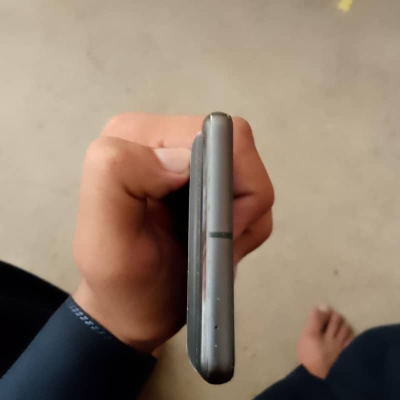 Google Pixel 7 4