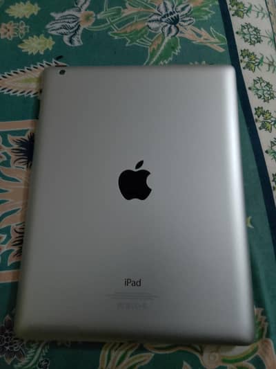 iPad generation 4 condition 10 by 10