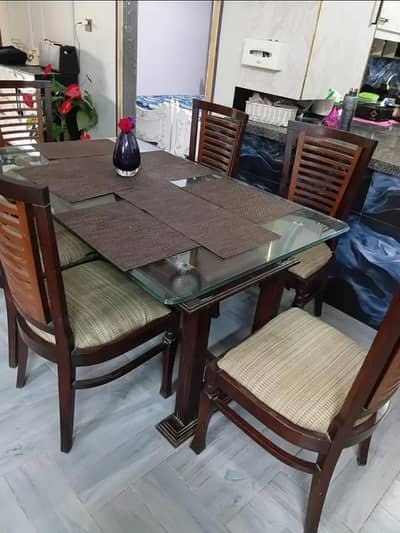 6 persons dinning table