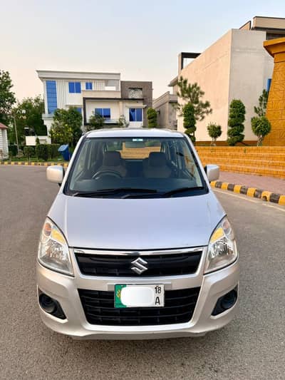 Suzuki wagnor vxl 2018  bumper to bumper genuine paint first owner