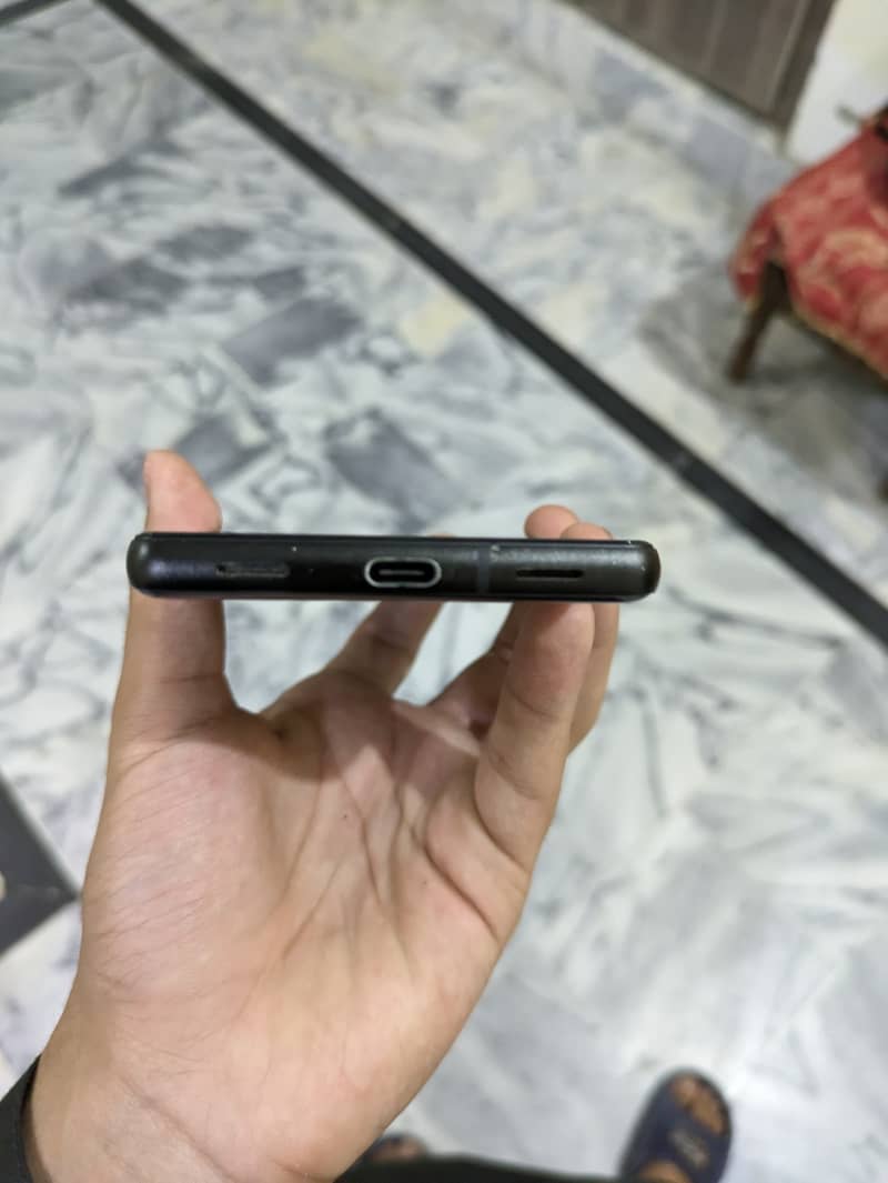 Google Pixel 6a 5