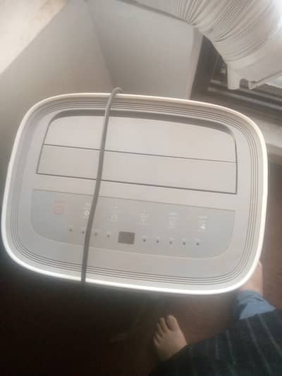 Selling portable ac 1 ton