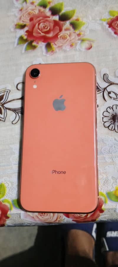 I PHONE  xr