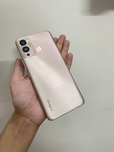 Infinix Hot 12 Play