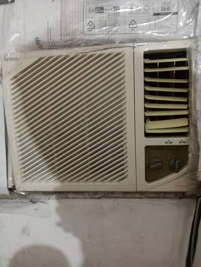 0.75 Ton Window AC in good condition
