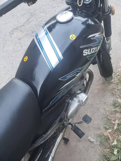 Suzuki Gs 150 se. . . exchange possible with honda cb 150