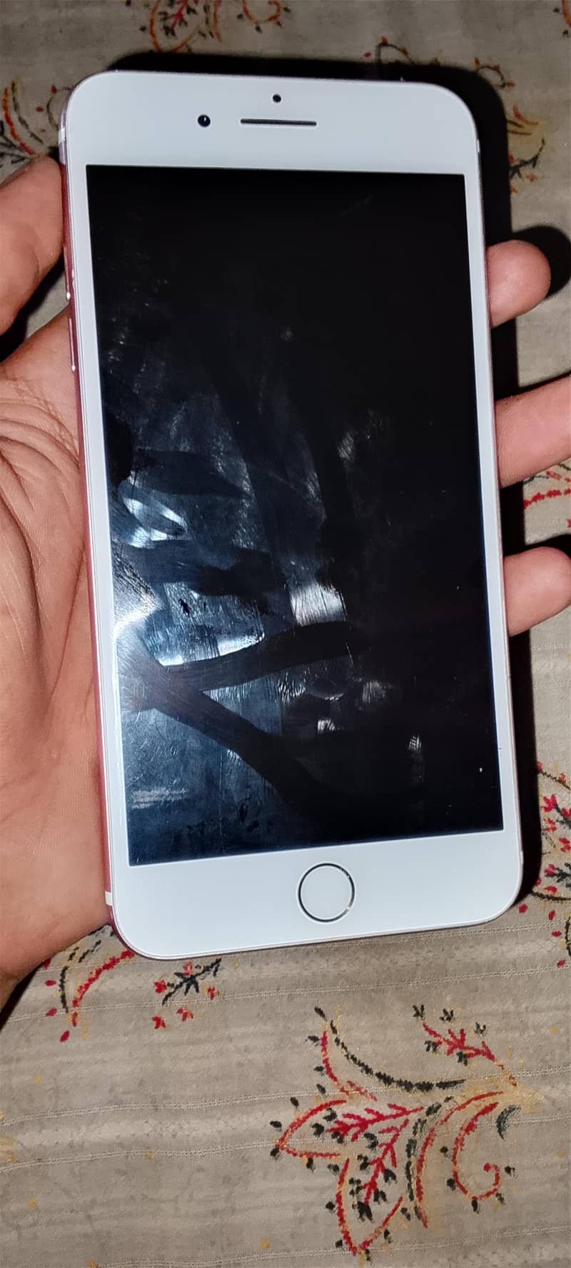 Apple iPhone 7 Plus 1