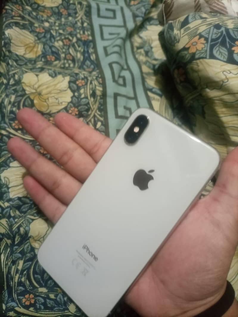 Apple iPhone X 0