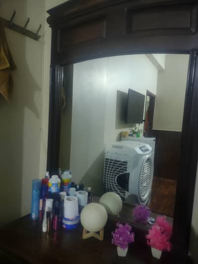 dressing table with mirror