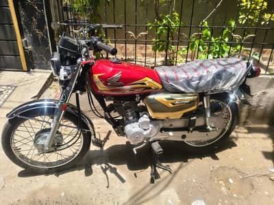 Honda 125s gold Edition selfstart 2026 model