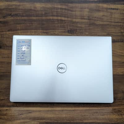Dell XPS 13" 7390 | Core i5 10th Gen | RAM 8 GB ROM 256GB SSD NVME