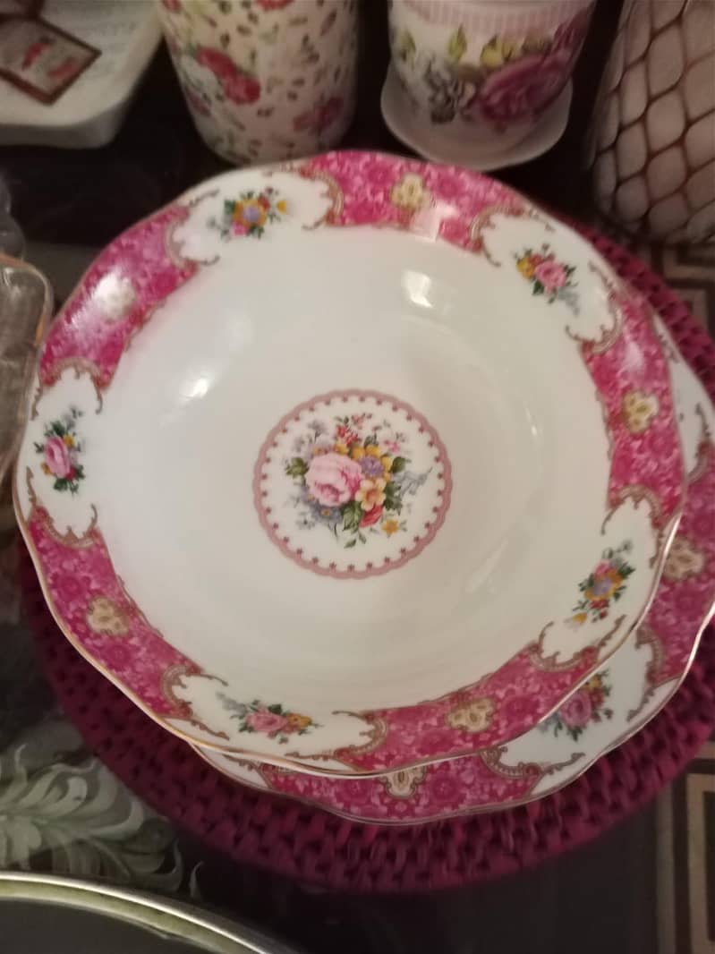 Dinner set 1