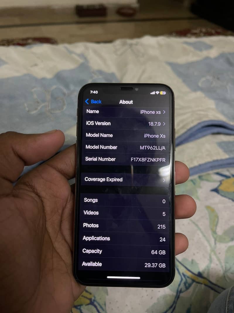Apple iPhone XS 3