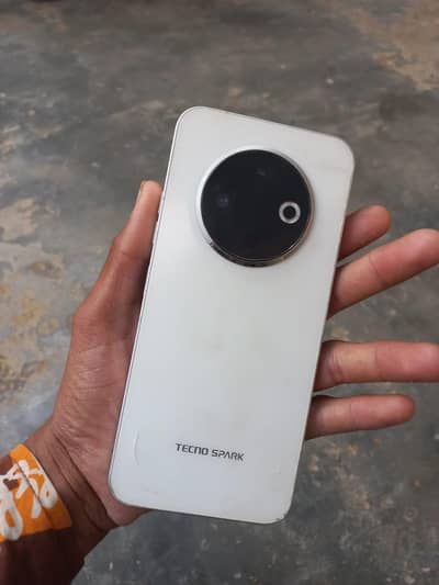 Tecno SPARK 30C