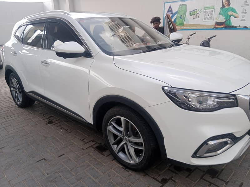 MG HS AUTOMATIC MODEL 2021 6