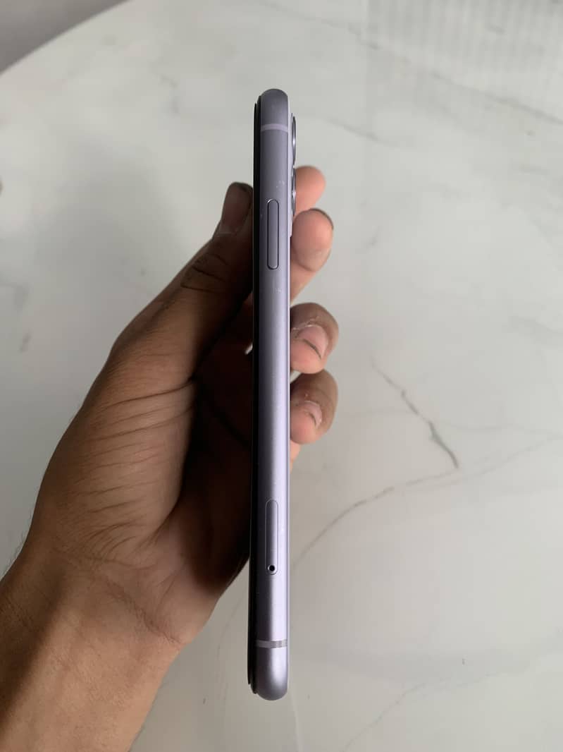 Apple iPhone 11 0