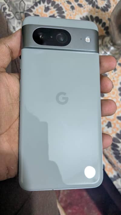 Google Pixel 8