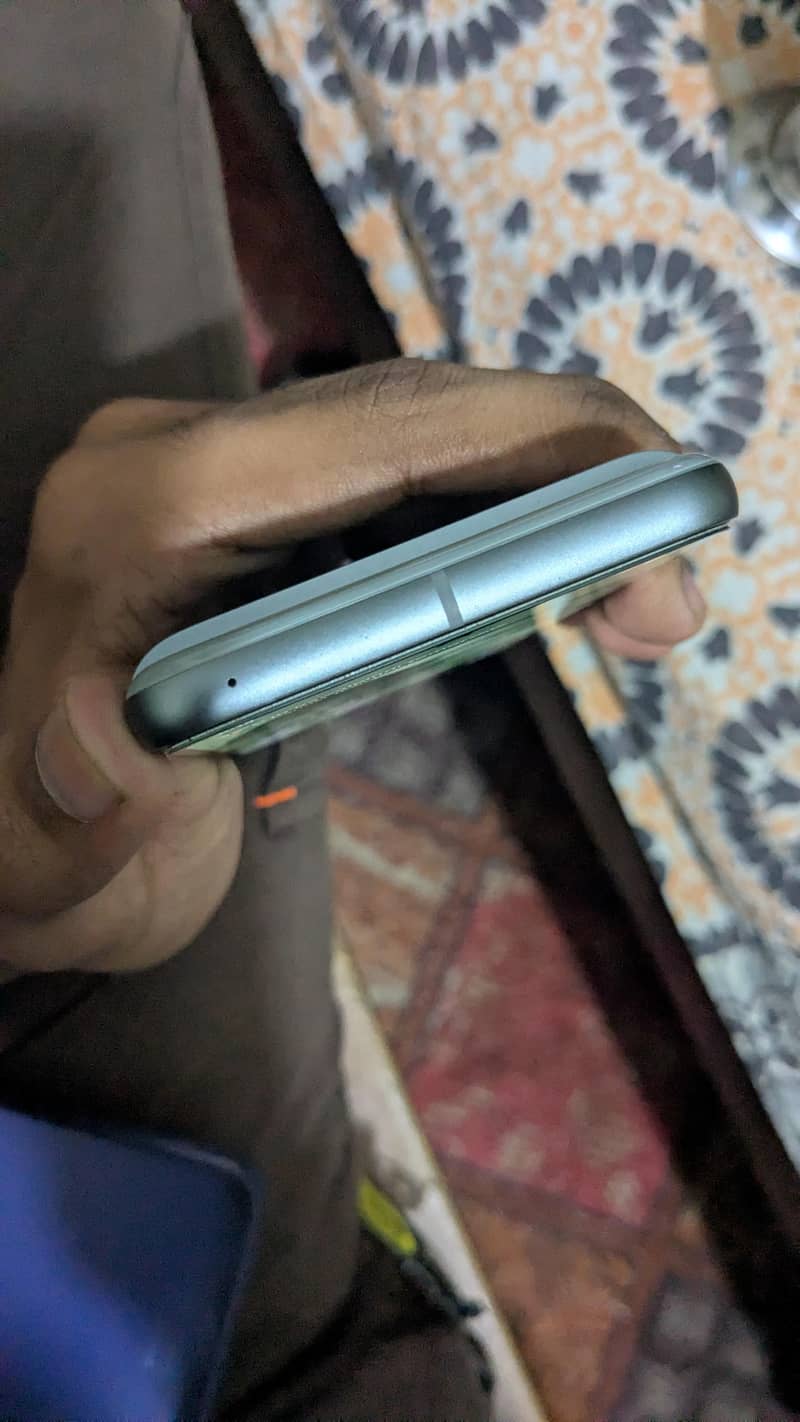 Google Pixel 8 1