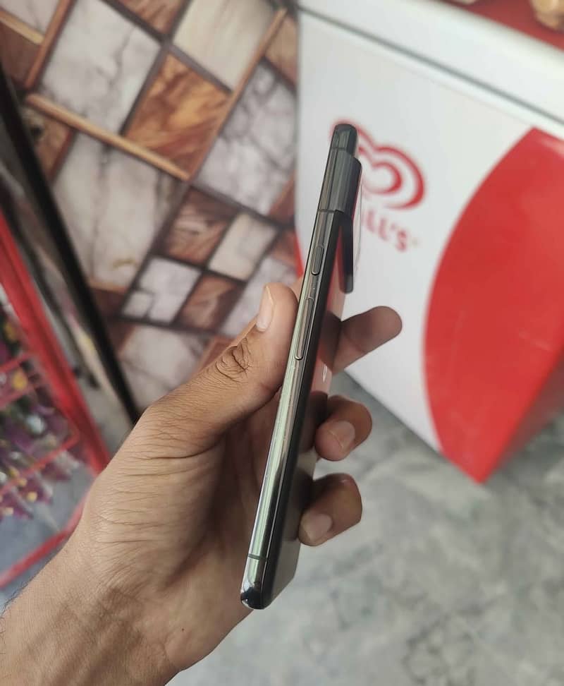 Google Pixel 8 Pro 0