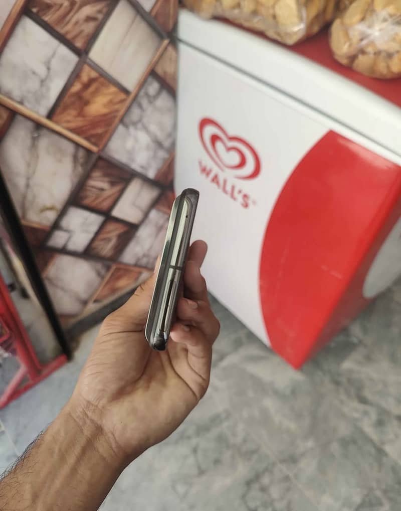 Google Pixel 8 Pro 4