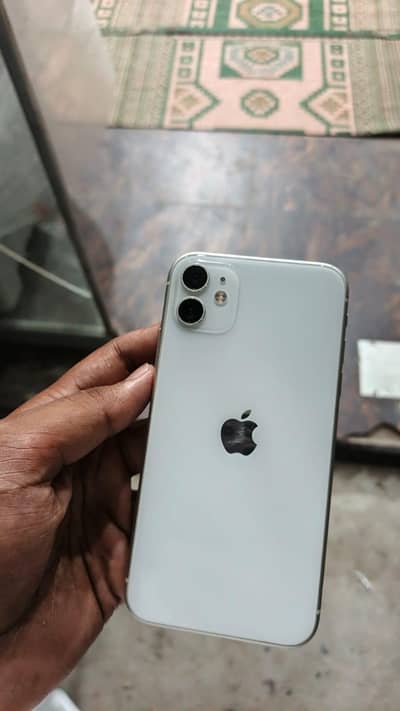 Apple iPhone 11